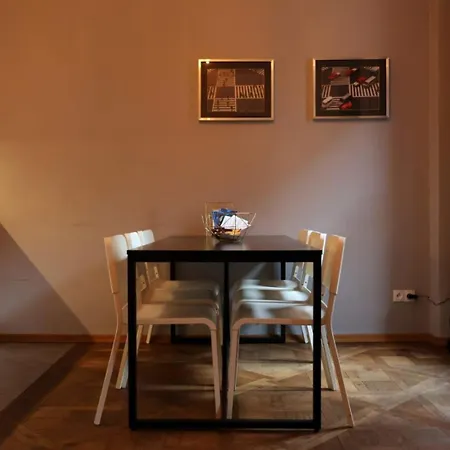 Apartment Tomasza 8 *